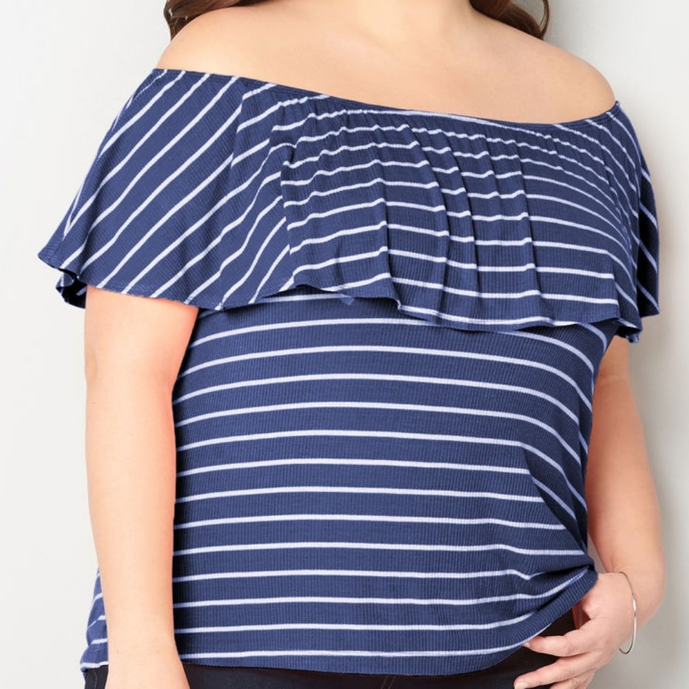 Avenue 26 / 28 on/off shoulder striped top